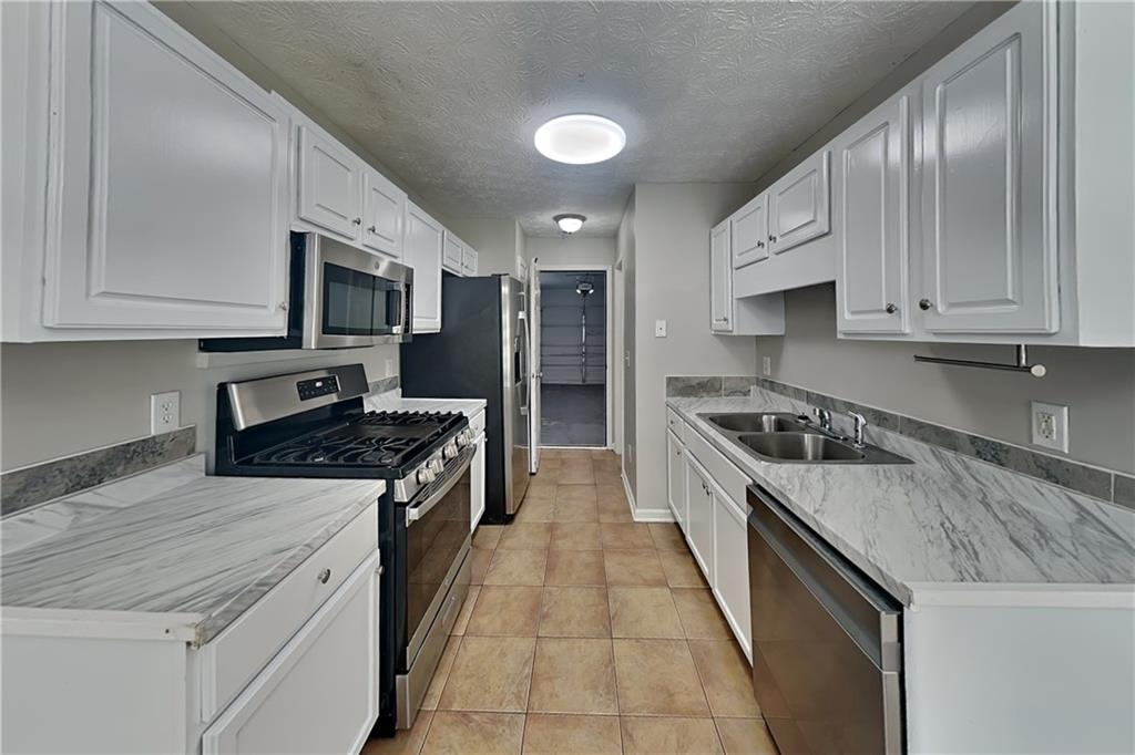 7824920 Property Photo 4