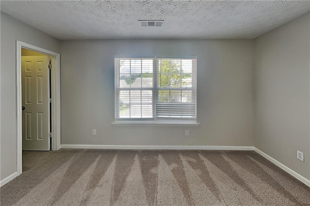 7824920 Property Photo 7