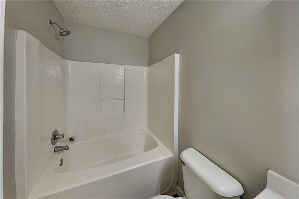 7824920 Property Photo 9