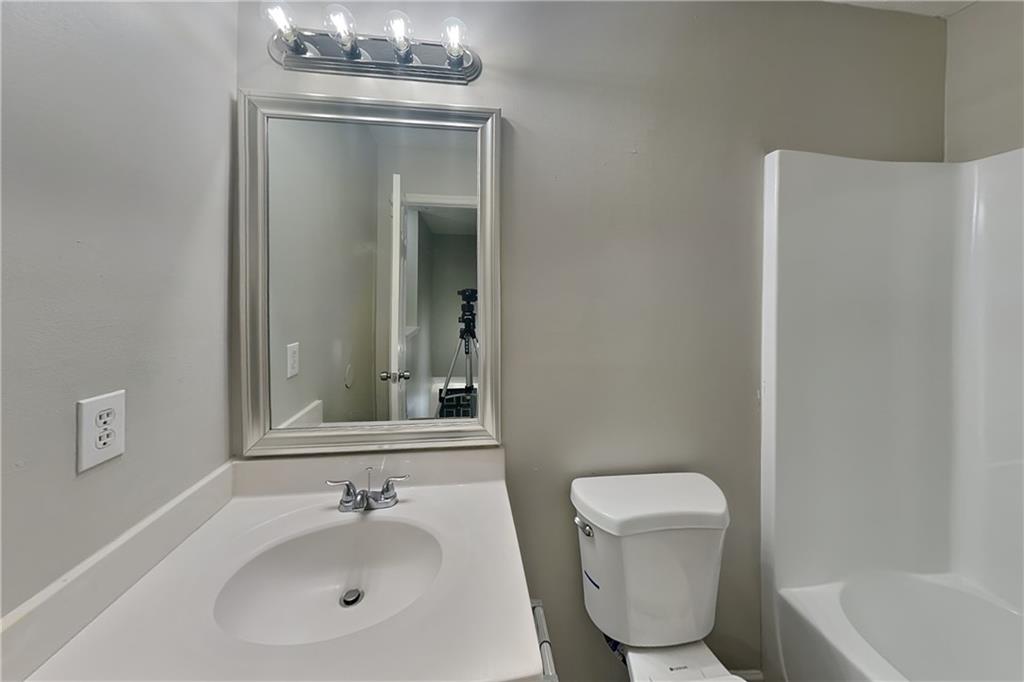 7824920 Property Photo 13