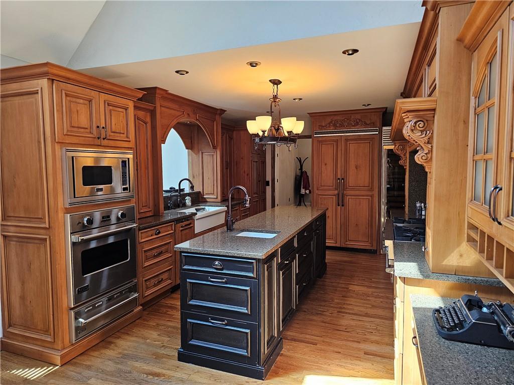 7824929 Property Photo 14