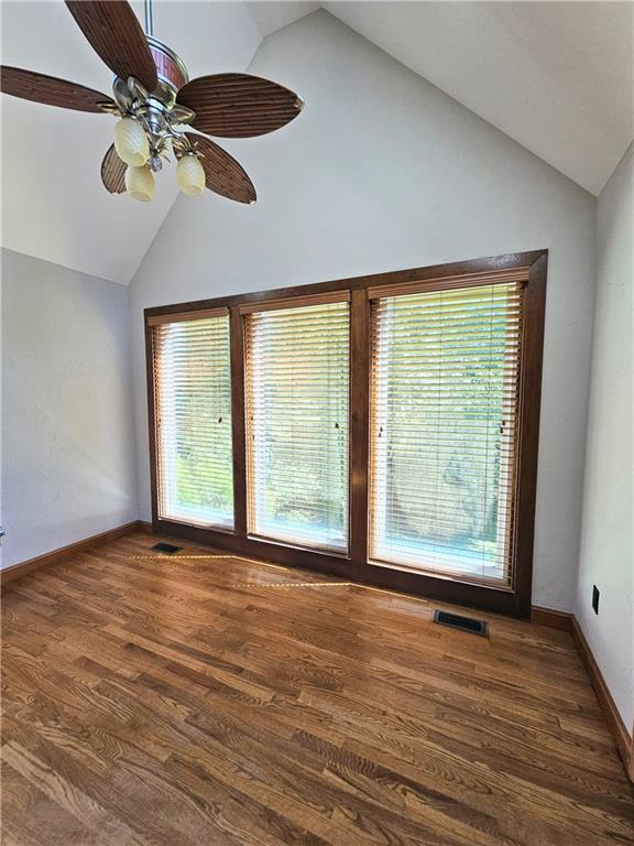 7824929 Property Photo 19