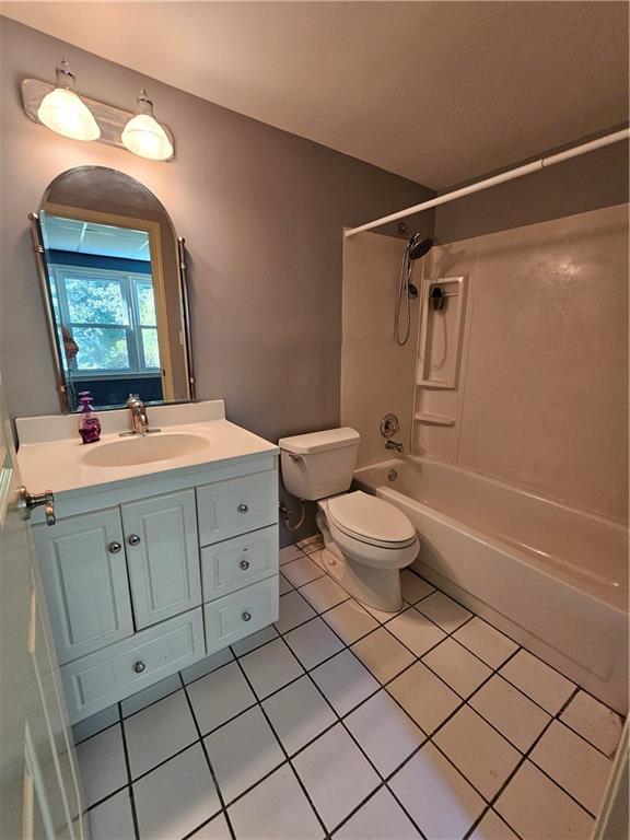 7824929 Property Photo 32
