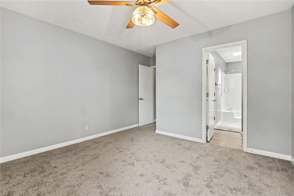 384 Lakeridge Court Property Photo 12