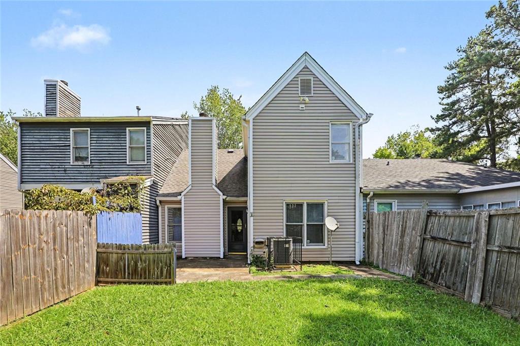 384 Lakeridge Court Property Photo 17