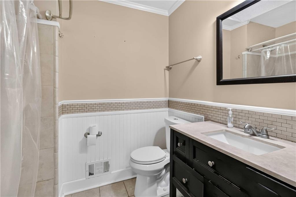 5080 Rex Road Property Photo 14