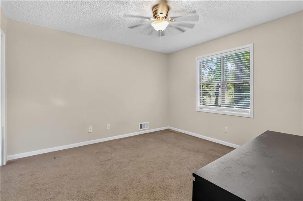 5080 Rex Road Property Photo 18