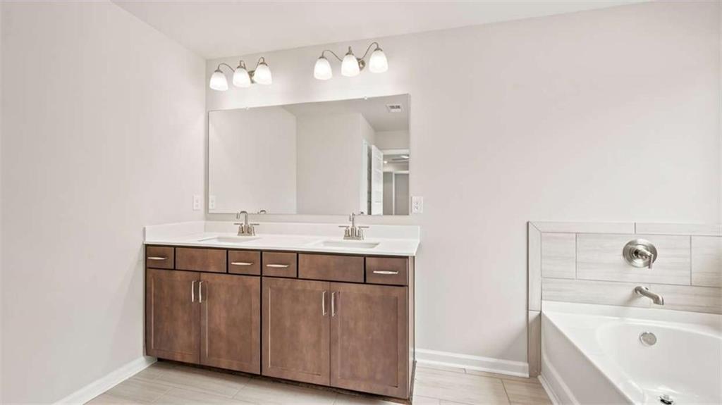 13274 Tolstoy Property Photo 31