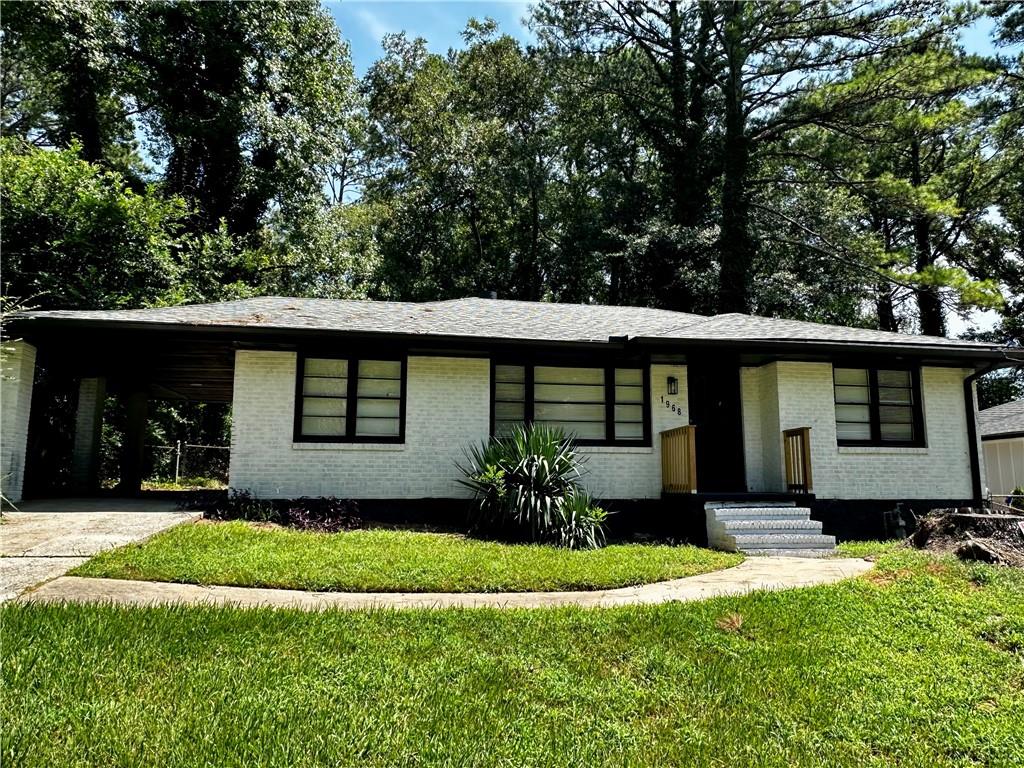 1968 Rosewood Road Property Photo 2
