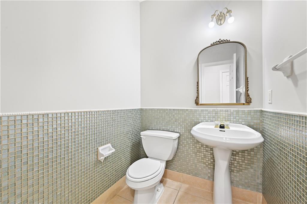2745 Turning Leaf Drive Property Photo 26