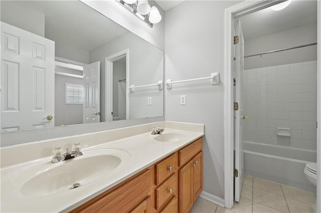 2745 Turning Leaf Drive Property Photo 45