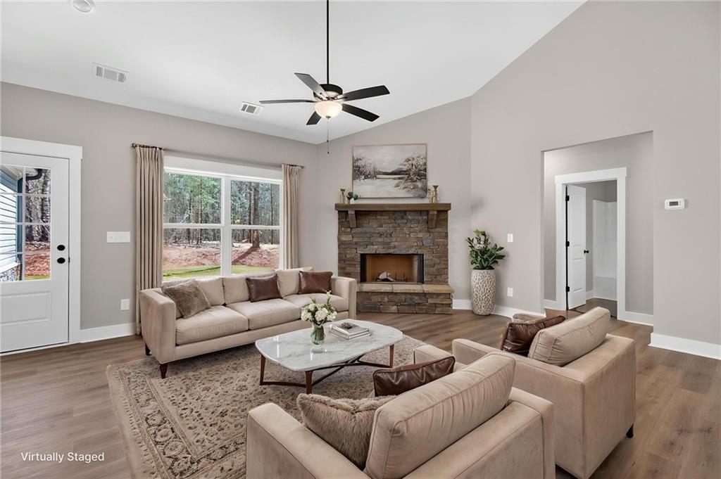 339 Relay Road Property Photo 4