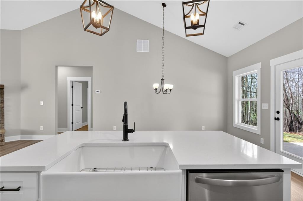 339 Relay Road Property Photo 14