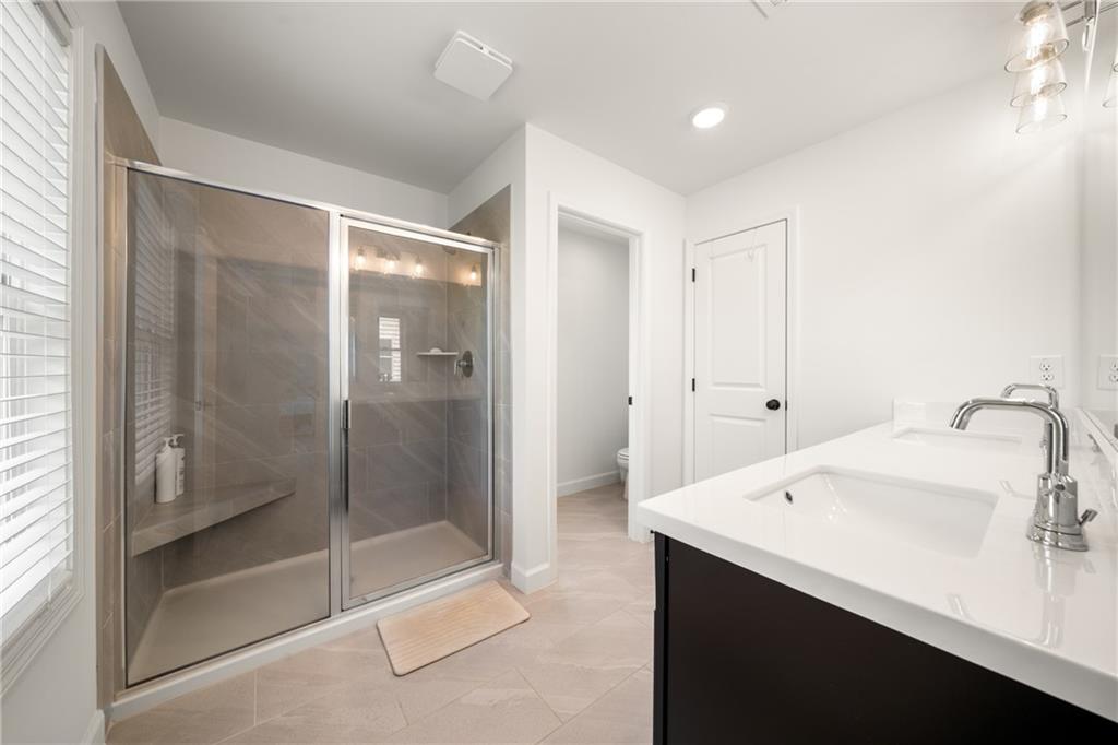 4541 Moray Drive Property Photo 19