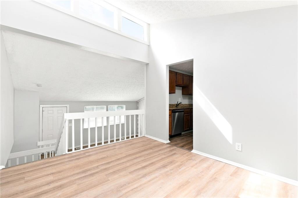 2078 Kimber Trail Property Photo 5