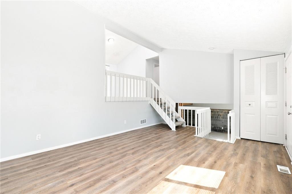 2078 Kimber Trail Property Photo 6