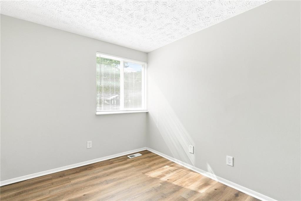 2078 Kimber Trail Property Photo 8