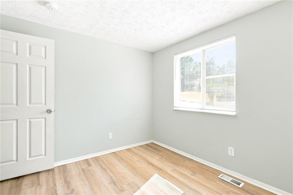 2078 Kimber Trail Property Photo 9