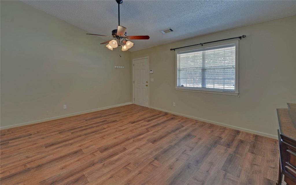 2947 Florence Drive Property Photo 4