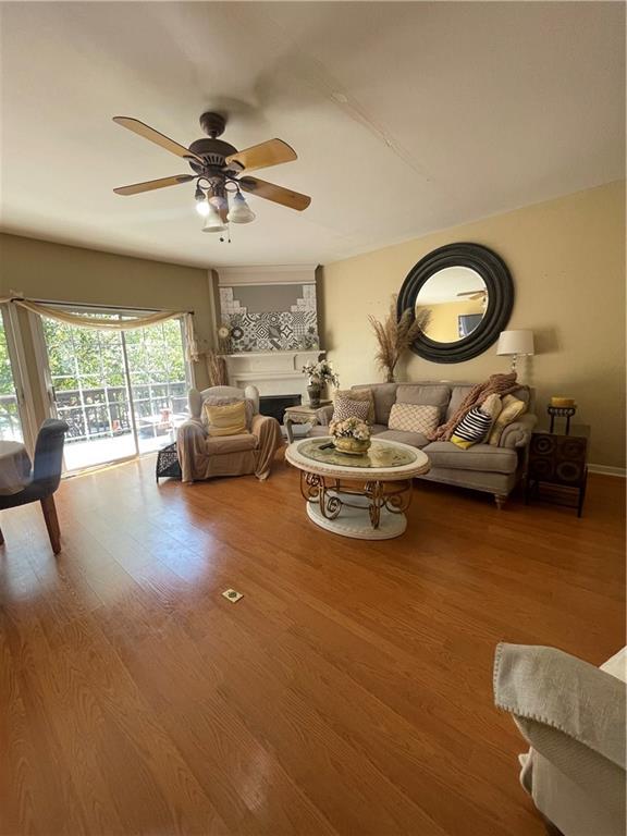 3914 Howell Park Road Property Photo 6