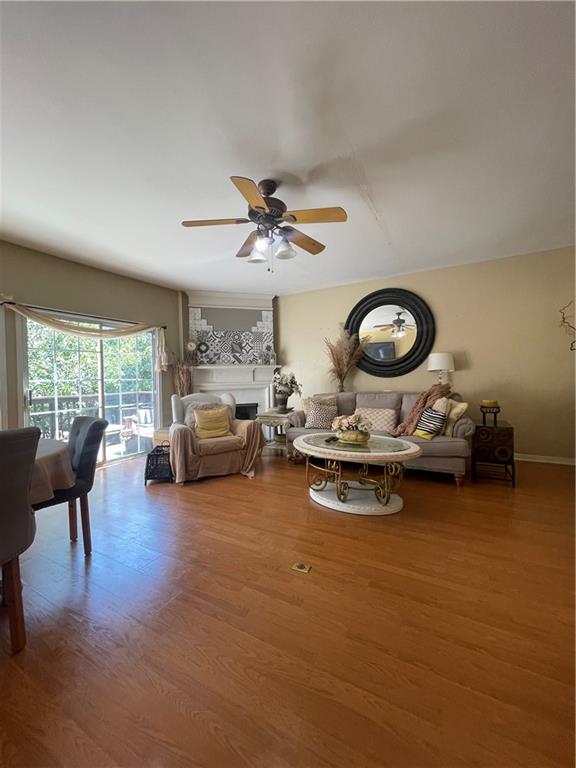 3914 Howell Park Road Property Photo 9