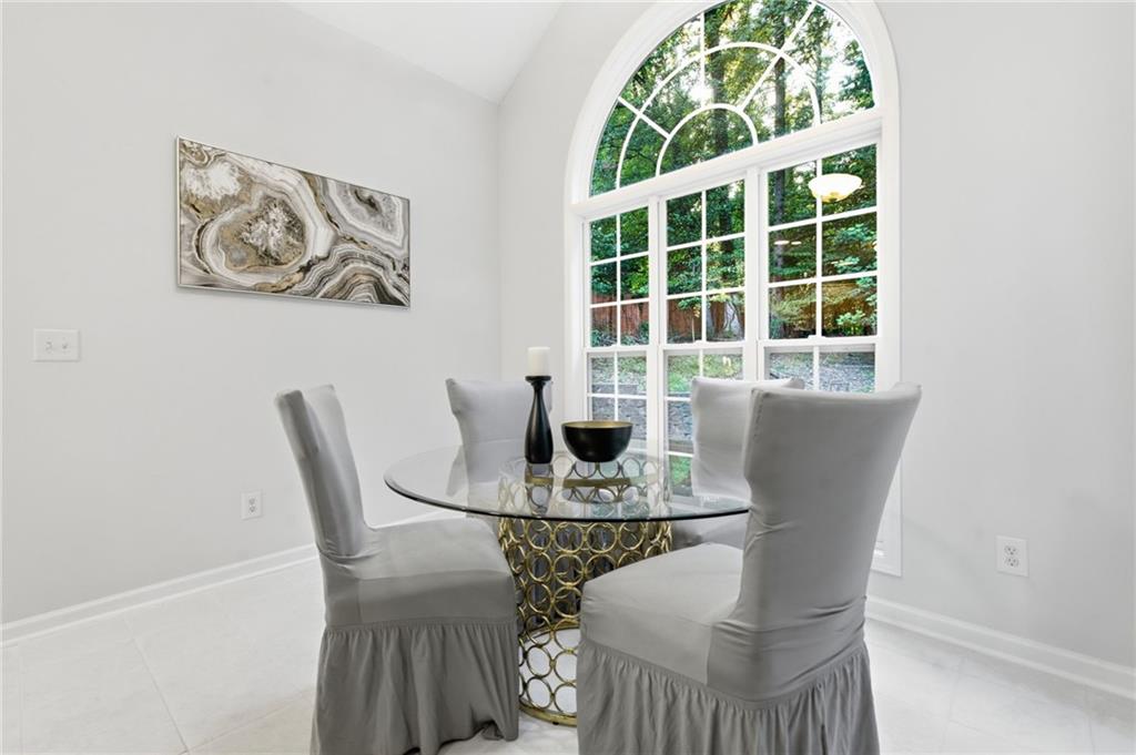 4085 Howell Ferry Road Property Photo 26