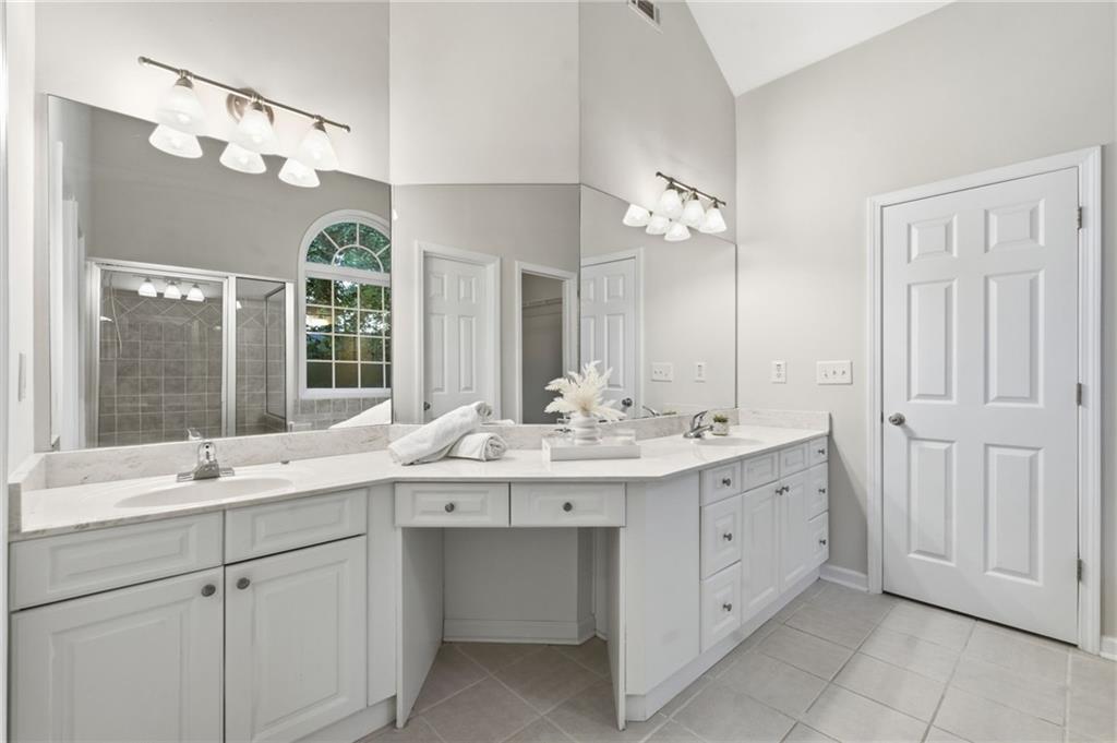 4085 Howell Ferry Road Property Photo 48