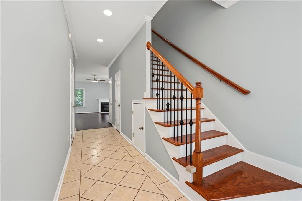 5323 Sherwin Drive Property Photo 4