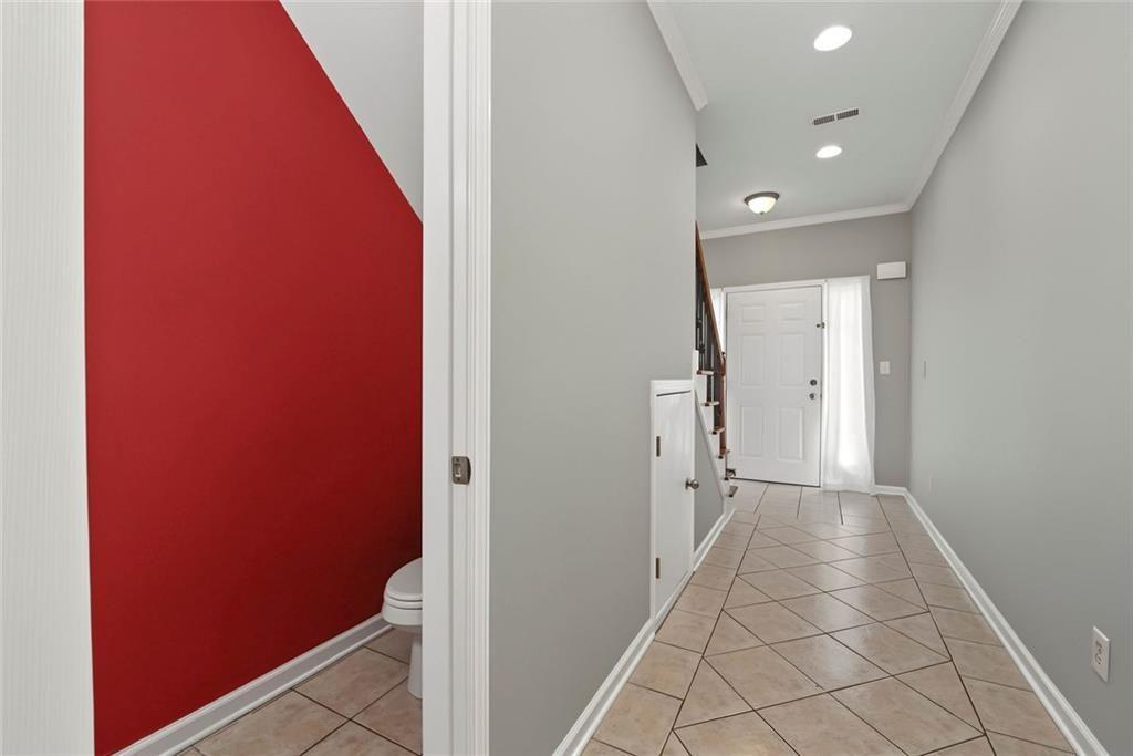 5323 Sherwin Drive Property Photo 12