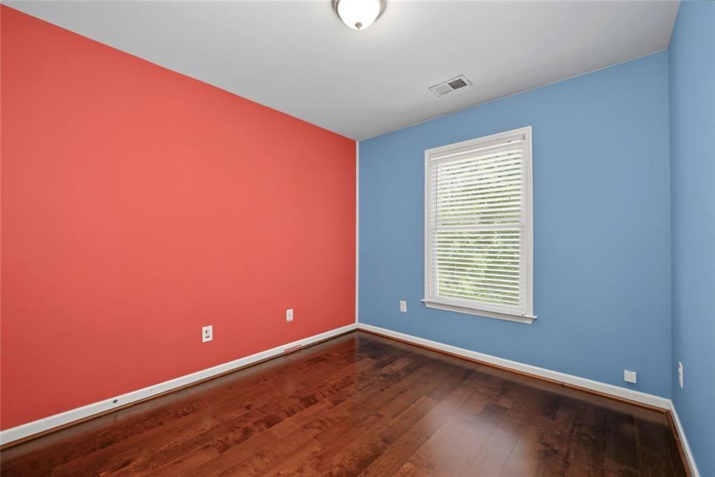 5323 Sherwin Drive Property Photo 24