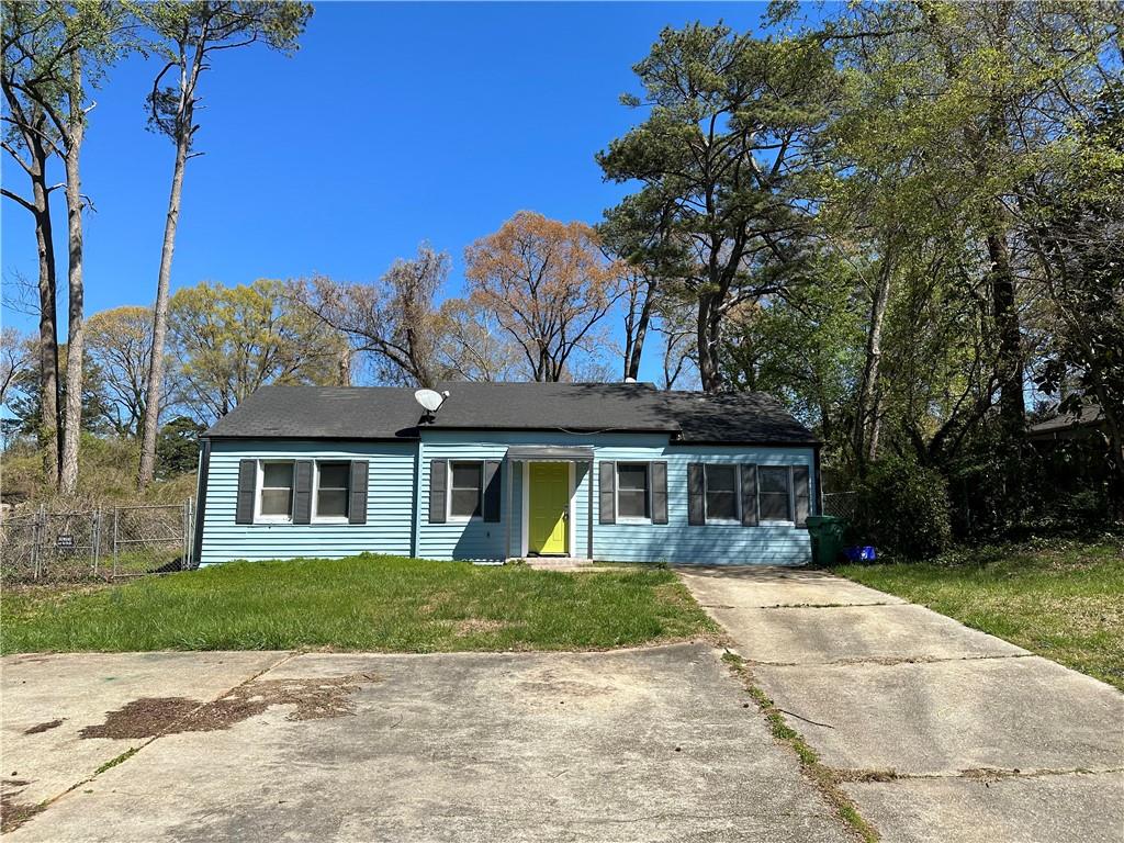 1858 Brannen Road Se Property Photo 1