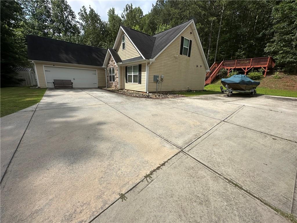 257 Clearwater Drive Property Photo 2