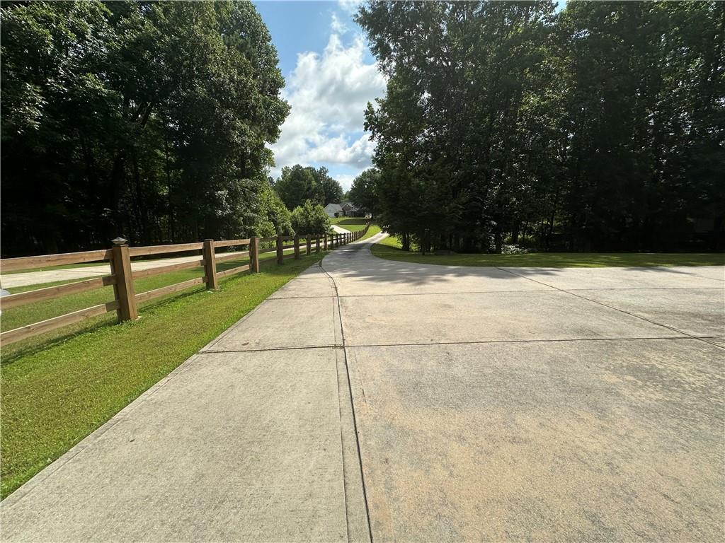 257 Clearwater Drive Property Photo 3