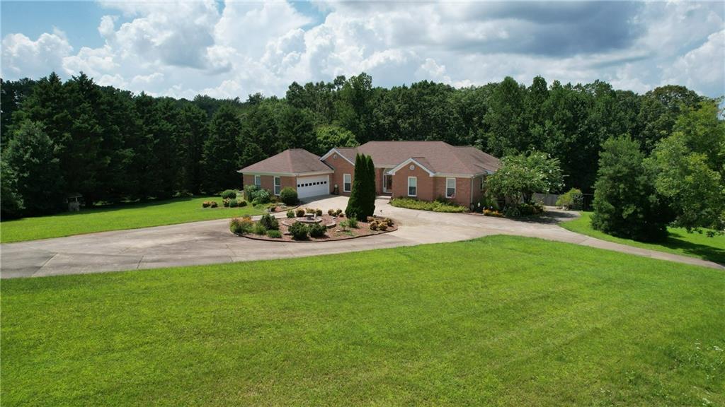 1450 Matthews Road Property Photo 1