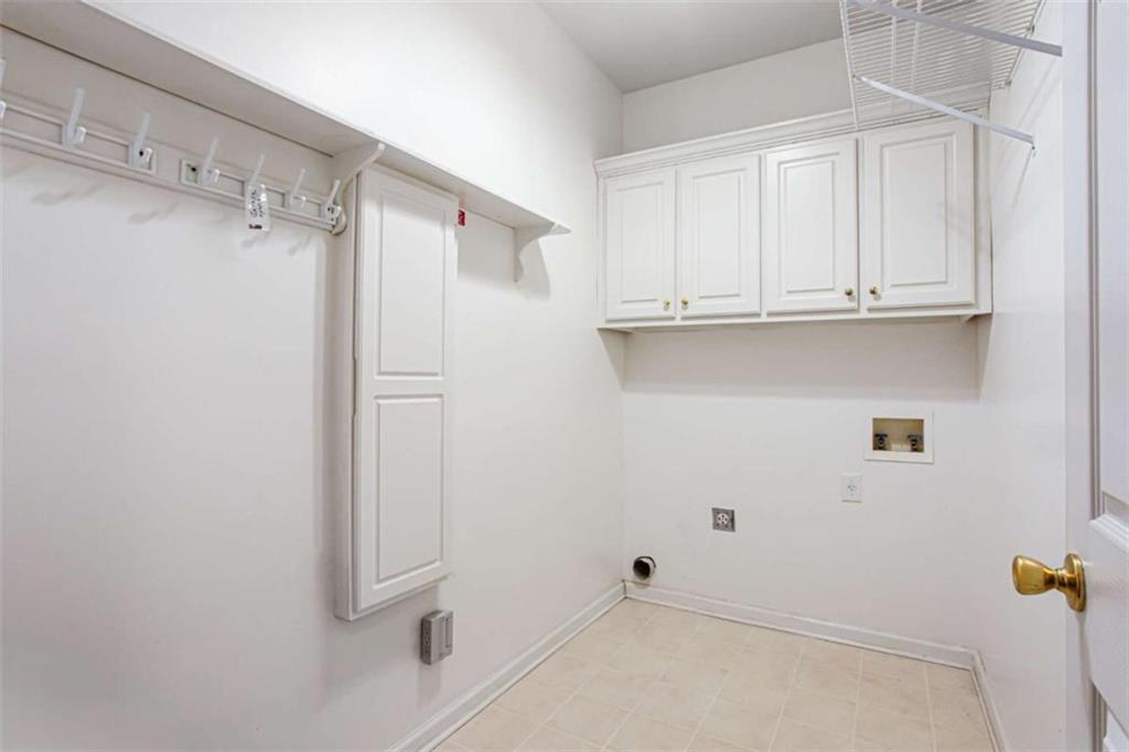 885 Rose Brook Drive Property Photo 40