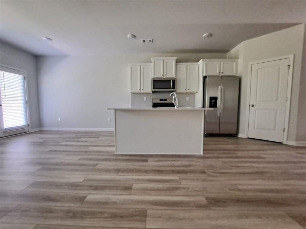 2787 Malton Way Property Photo 7