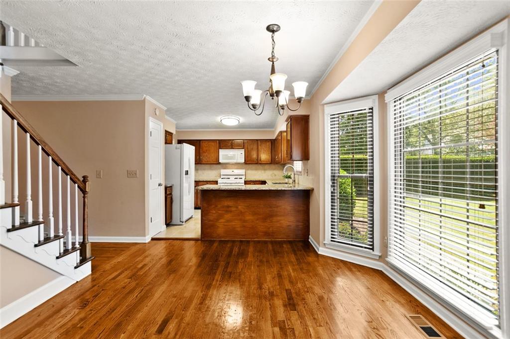 2209 Concord Square Ne Property Photo 12