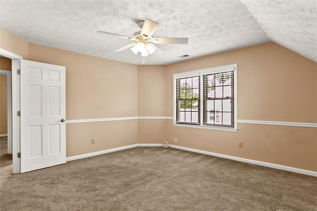 2209 Concord Square Ne Property Photo 26