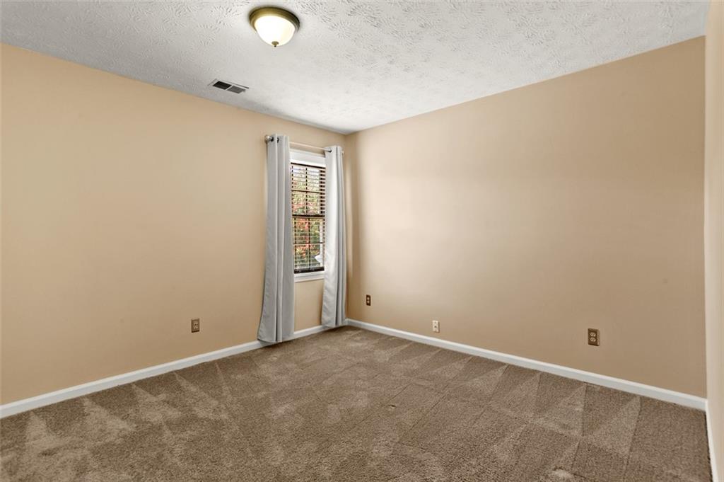 2209 Concord Square Ne Property Photo 28