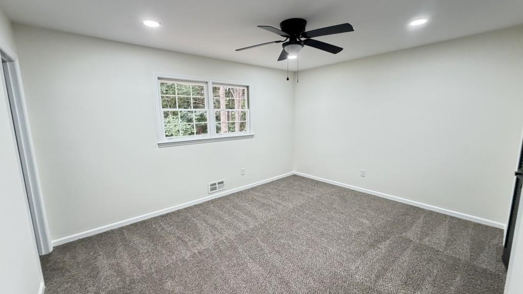 5698 Crestwood Drive Property Photo 17