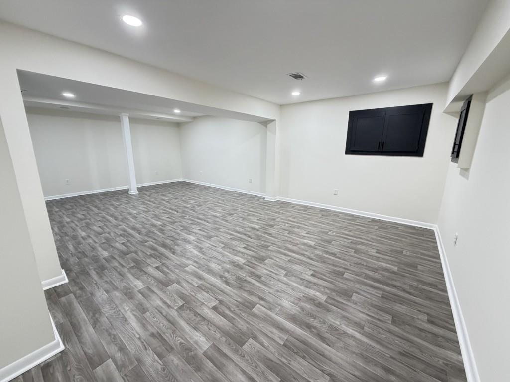 5698 Crestwood Drive Property Photo 31