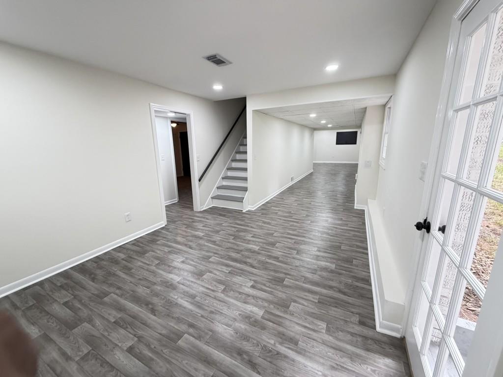 5698 Crestwood Drive Property Photo 32