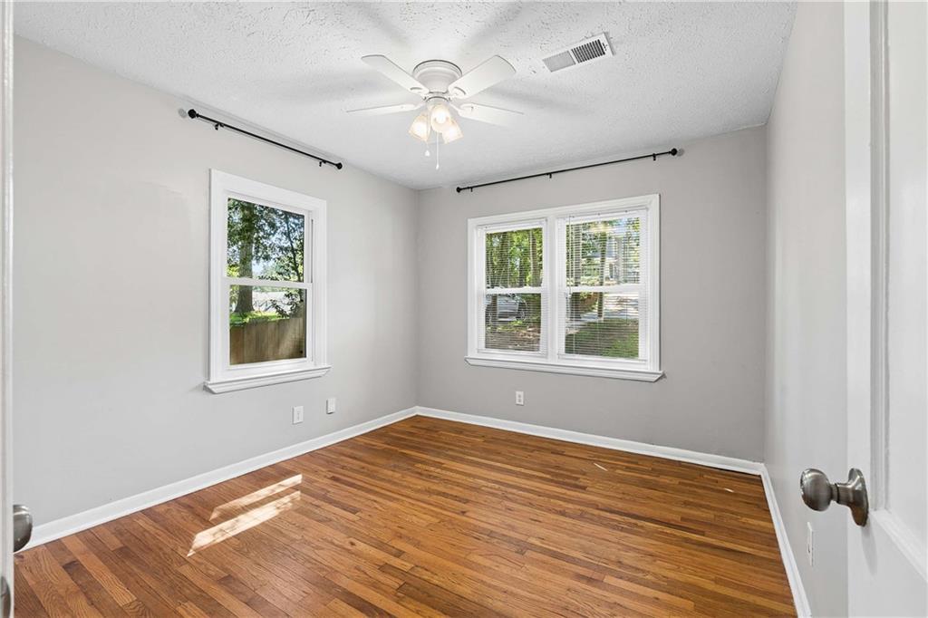 448 E Pharr Road Property Photo 22