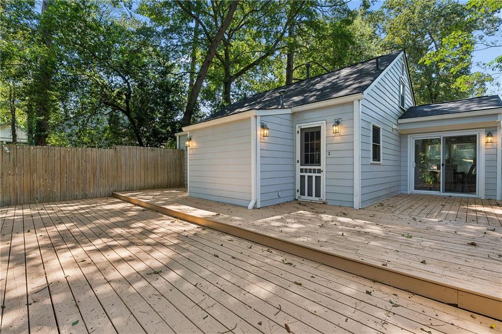 448 E Pharr Road Property Photo 27