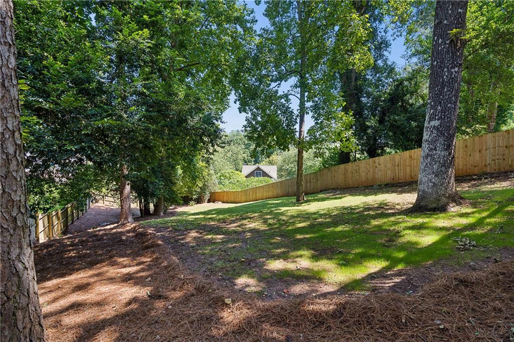 448 E Pharr Road Property Photo 31