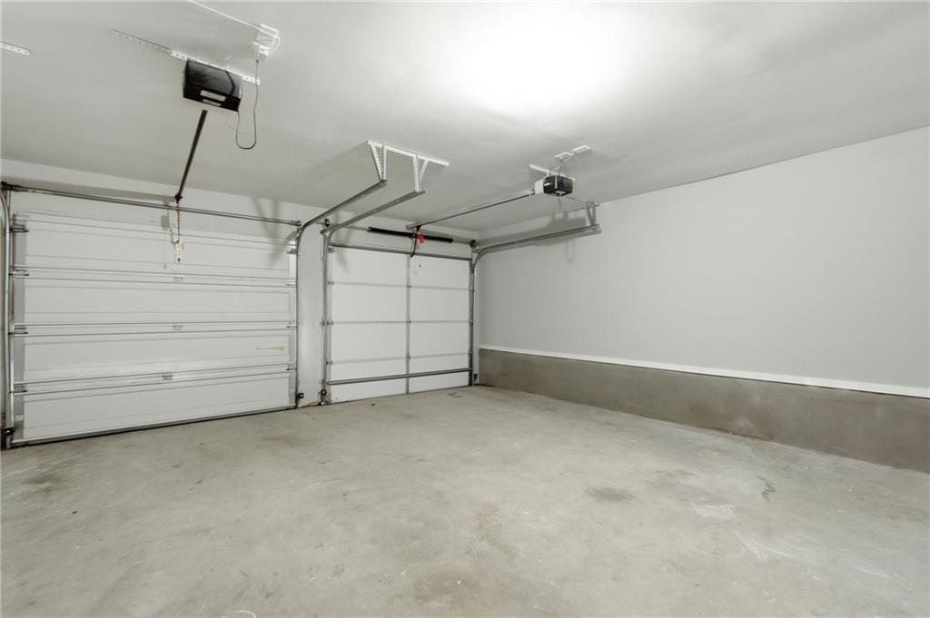 2258 Landing Ridge Property Photo 30