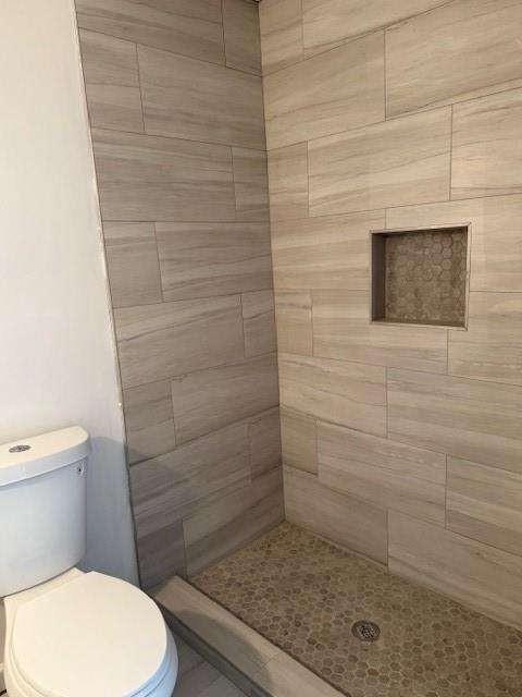 2040 Chicago Avenue Nw Property Photo 5