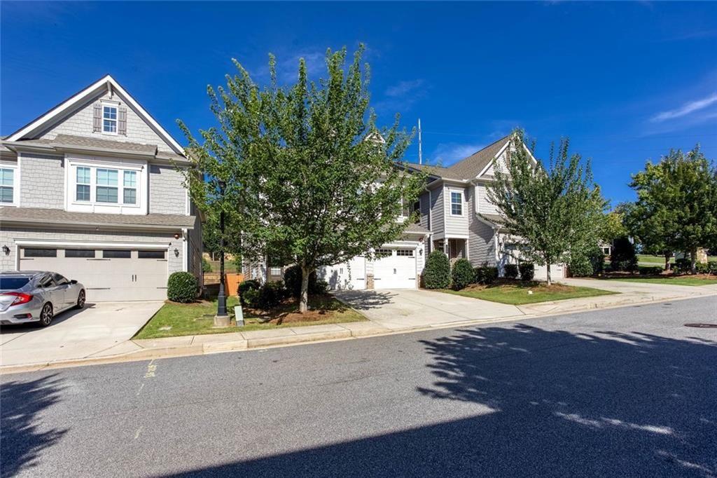 504 Mansell Street Property Photo 1