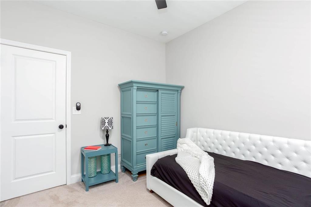 504 Mansell Street Property Photo 17