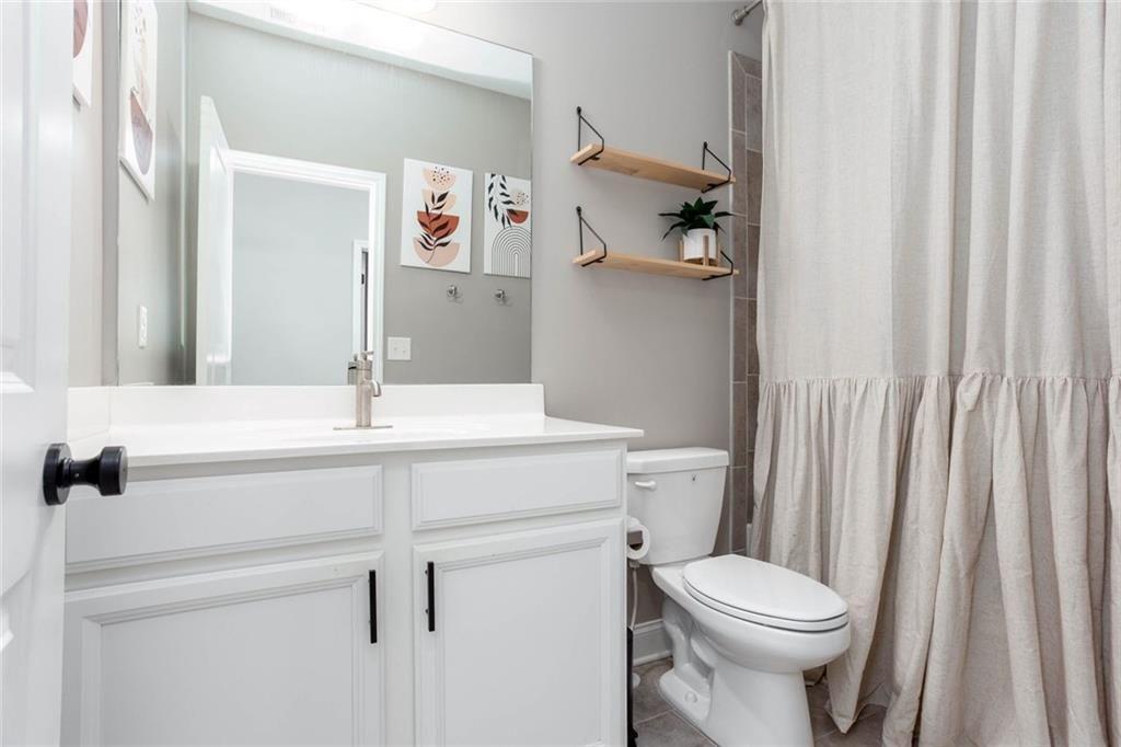 504 Mansell Street Property Photo 18